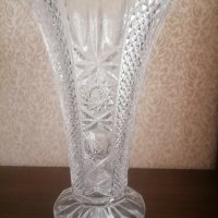 Кристална ваза, снимка 1 - Вази - 41684114