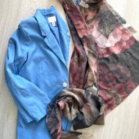 Сако в наситен син цвят и шал подарък към него , снимка 13 - Сака - 42576972