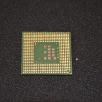  Intel Celeron M Processor 380 1M Cache, 1.60 GHz, 400 MHz FSB, снимка 2 - Процесори - 36062884