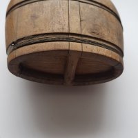 Старо рядко дървено павурче за два вида течност, снимка 3 - Други ценни предмети - 35930424