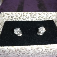 Налични Уникални Истински обеци 2 карата Фенси бяло Диамант Мойсанит Moissanite Diamond , снимка 3 - Обеци - 34859667
