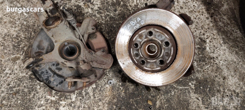 Шенкел лагер главина Skoda Fabia II 1.2 - 80лв, снимка 1