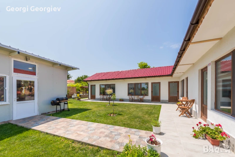 Къща за гости Морски Бриз в с. Езерец, снимка 1