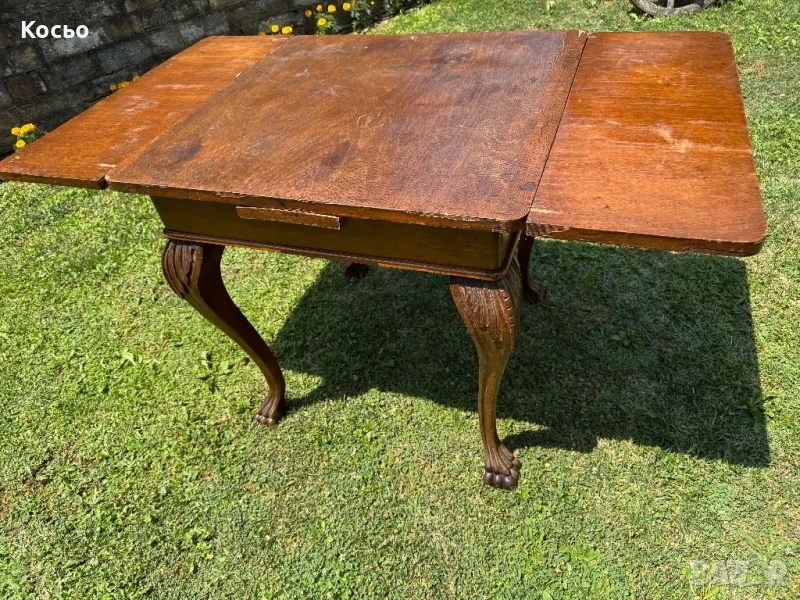 Стара разтегателна маса с лъвски крака, снимка 1