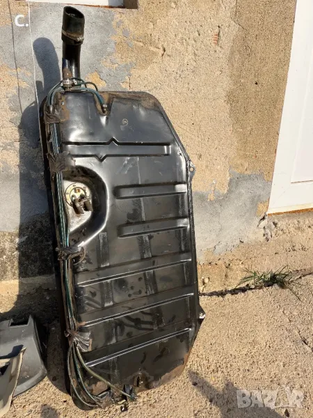 Резервоар Лада нива 21213 в перфектно състояние , снимка 1