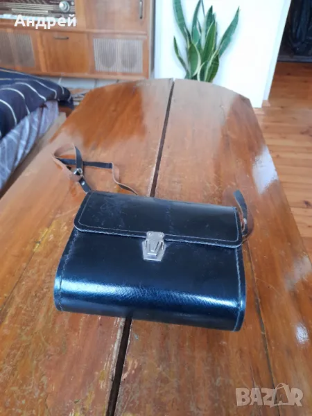 Стара светкавица за фотоапарат Чайка, снимка 1