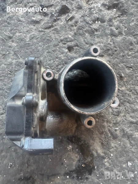 Дроселова клапа за Пасат б7 2.0тди 140кс, снимка 1