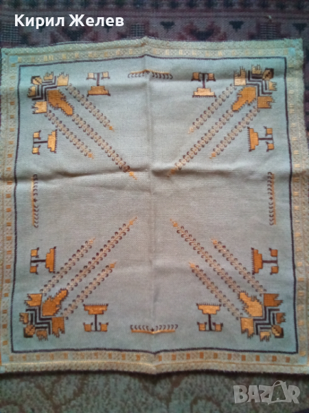 Каре бродирано 44081, снимка 1