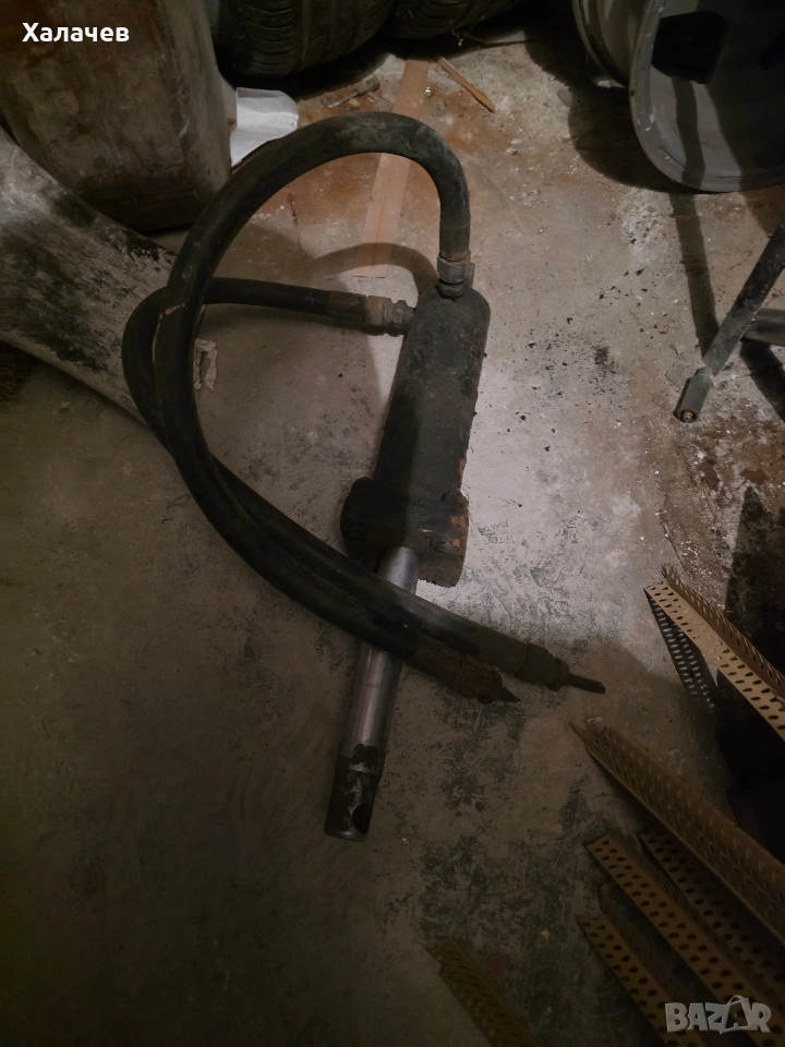 Хидравличен цилиндър-Руски , снимка 1