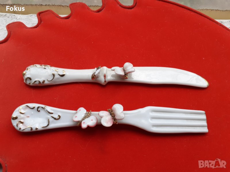 Порцелан сет виличка и ножче на Capodimonte с позлата, снимка 1
