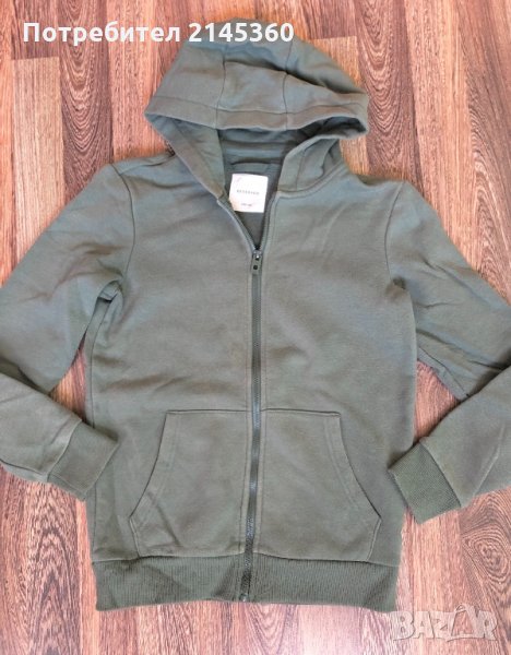 Суичър Reserved, снимка 1