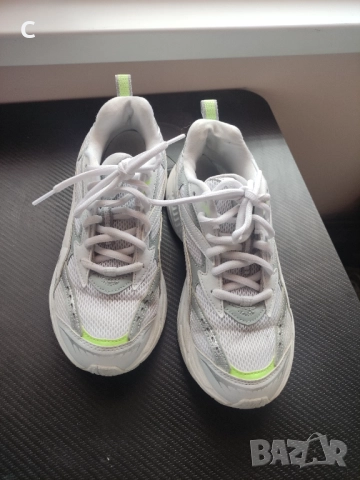 Дамски маратонки на Пума номер 39, снимка 5 - Маратонки - 51757680