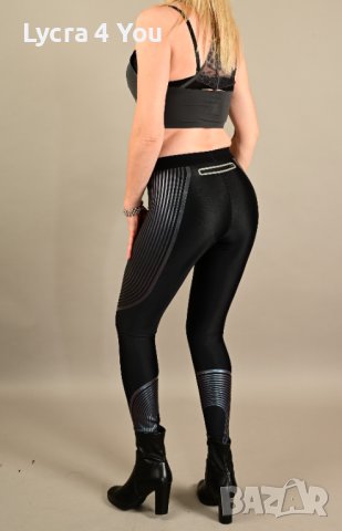 Nike Dri-fit страхотен черен дамски клин с преливащи сребристи ивици S/M размер, снимка 3 - Клинове - 39856417