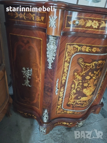 Бароков шкаф с интарзия , снимка 4 - Шкафове - 50271592