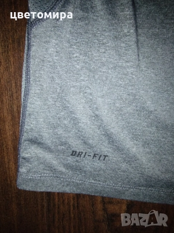 Nike pro combat размер L , снимка 4 - Тениски - 51681976