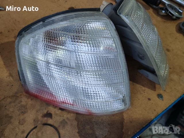 Мигачи от W202, снимка 3 - Части - 52255149