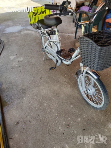 Електрически скутер/колело, снимка 4 - Велосипеди - 50592550