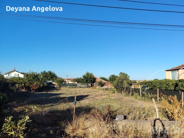 продава се Собствен имот 1060 кв , снимка 2 - Парцели - 52653136