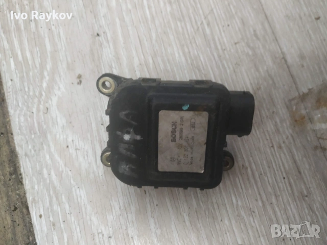 Моторче за управление на клапата за парно Fiat , Alfa 0132801124