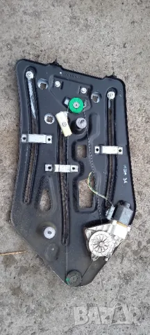 Заден ляв стъклоповдигач Nissan Micra Cabrio, снимка 1