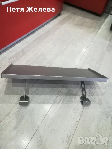 Масичка/етажерка-68/32см(с метални крака), снимка 3 - Етажерки - 50739256