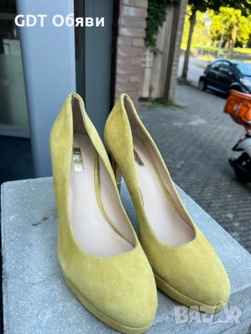 Дамски обувки Guess – номер 40 – жълти – отлично състояние, снимка 1