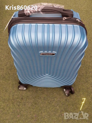 Стилен куфар с колелца за ръчен багаж с твърдо покритие 40/30/20см

, снимка 5 - Други стоки за дома - 44782015