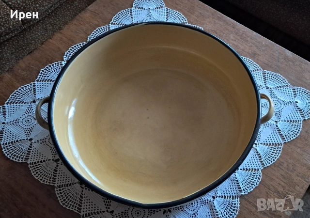 Емайлирана тава голяма