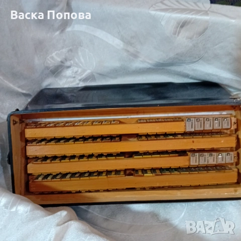 Акордеон  Weltmeister Amigo 120 баса., снимка 10 - Акордеони - 53294516