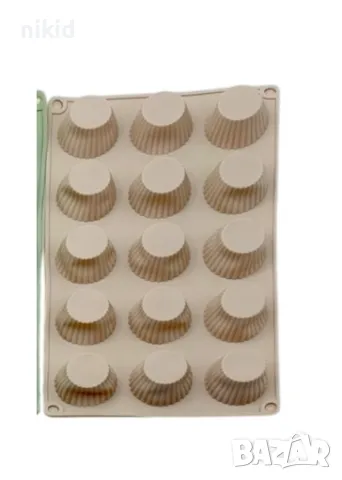 15 кошнички капсули мини кексчета мъфини бонбони силиконов молд форма хапки , снимка 3 - Форми - 38938391