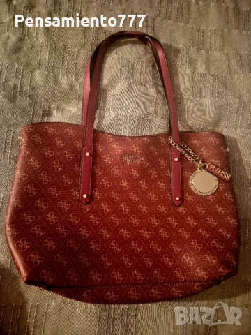 Продавам маркови чанти и панталон-нов