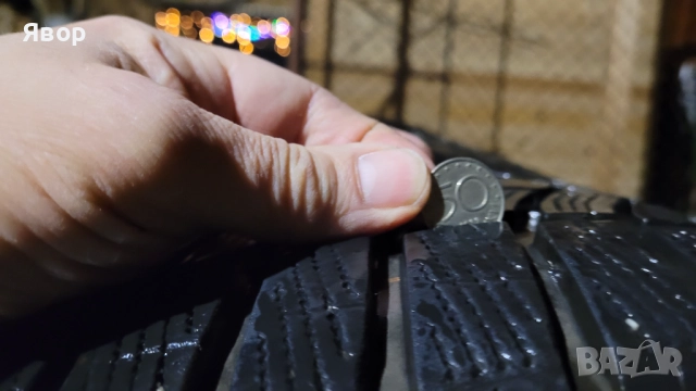 4 br. Зимни гуми Goodyear Ultra Grip-255 х 40 х 19 – 100 V, снимка 6 - Гуми и джанти - 52829496