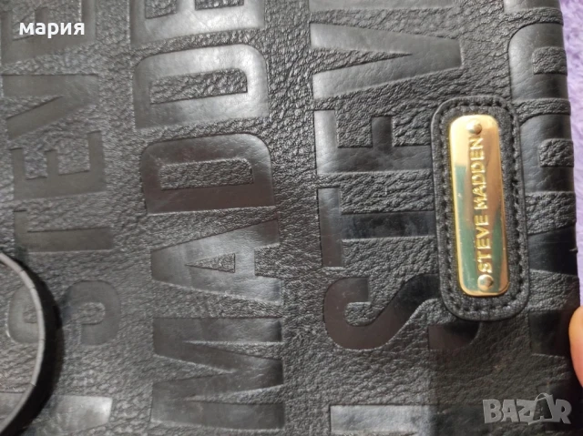 Нова чанта с помпон Steve Madden, снимка 5 - Чанти - 51110218