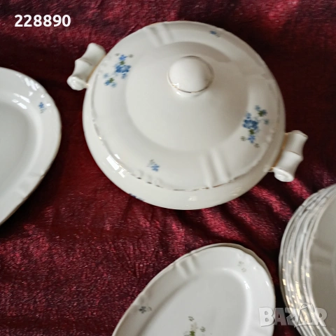 Български порцелан сервиз -35части, снимка 16 - Антикварни и старинни предмети - 53219008