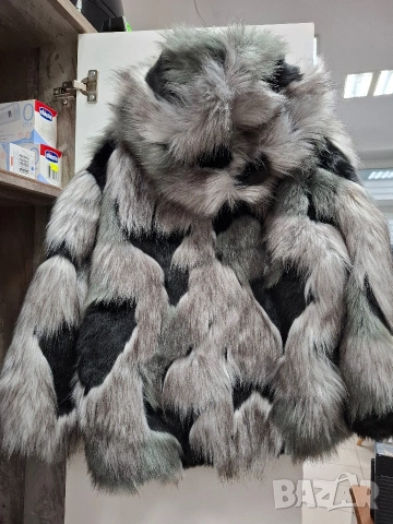 Graffio,Italy Късо модерно палто L, снимка 2 - Палта, манта - 53252749