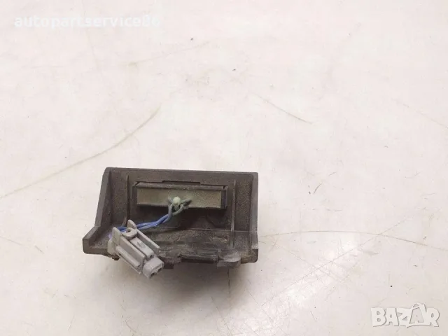 Превключвател за отваряне на задната врата 906764X00B за Nissan Pathfinder 2.5 DCI 2009, снимка 3 - Части - 55889776