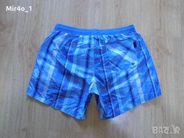 Къси панталони hugo boss шорти гащета бански плажни екип летни оригинални мъжки S, снимка 2 - Спортни дрехи, екипи - 51405348