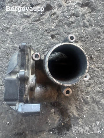 Дроселова клапа за Пасат б7 2.0тди 140кс