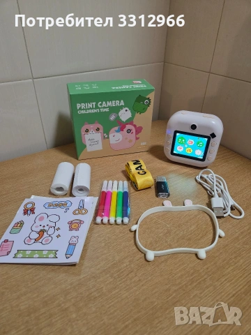 Чисто нов детски цифров фотоапарат с функция за незабавен печат и комплект за творчество. 