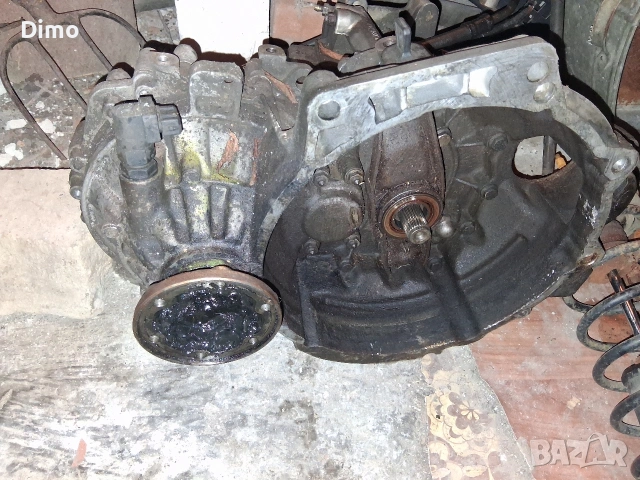 Скоростна кутия за голф 3 1.9 тди, снимка 2 - Части - 53657357