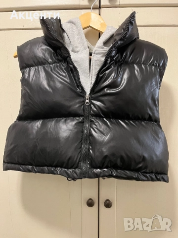 Късо черно есенно яке с качулка, снимка 1