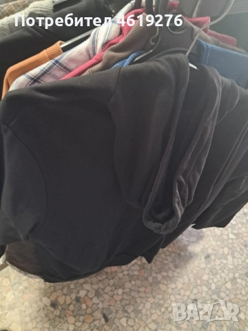 Продавам суичер на Jack & Jones Спешно!!!, снимка 3 - Суичъри - 52587343