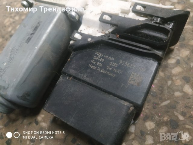 1k0959704ag skoda fabia 2010 моторче стъклоповдигач шкода фабиа предна дясна врата 053.600 60.01 973, снимка 2 - Части - 41144191