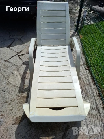 Шезлонги пластмасови, снимка 4 - Градински мебели, декорация  - 51393402