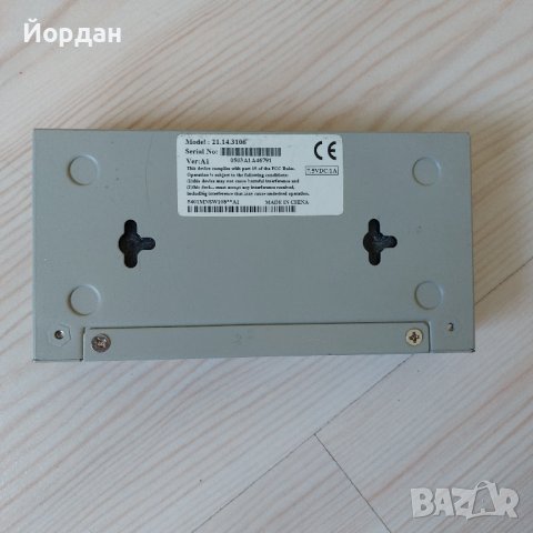 Суич 10/100 MBps, снимка 5 - Мрежови адаптери - 44358476
