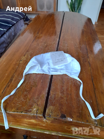 Стара бебешка шапка #2