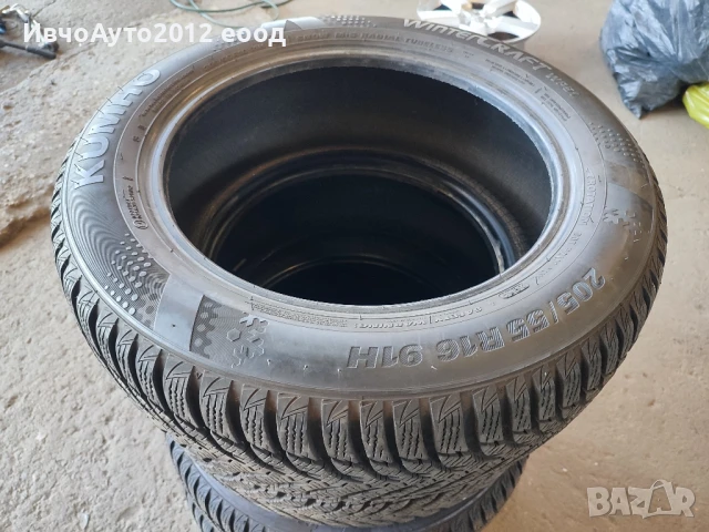 зимни гуми 205 55 16 kumho, снимка 3 - Гуми и джанти - 50643329