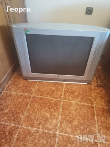 Продавам 29 -инчов телевизор LG