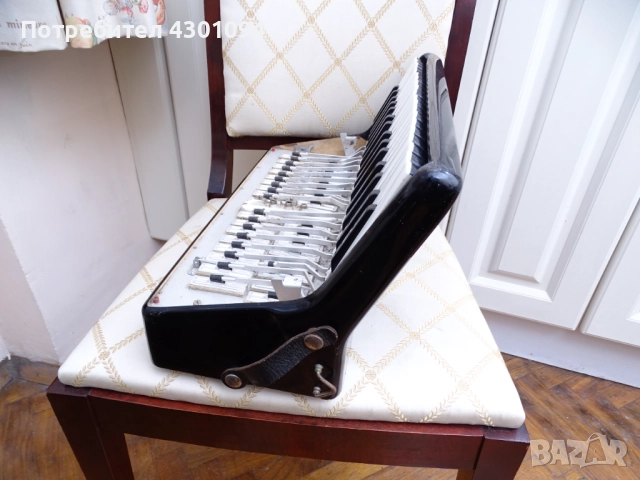 Корпус (клавиатура) за Акордеон Weltmeister Stella 80 баса, снимка 2 - Акордеони - 52379596