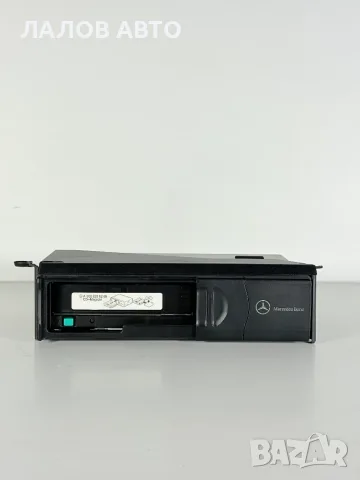 ЦД Чейнджър Мерцедес Ц Класа W203 (00-07г) CD Changer Mercedes C Class W203 OEM: A2038703389, снимка 2 - Части - 56125721